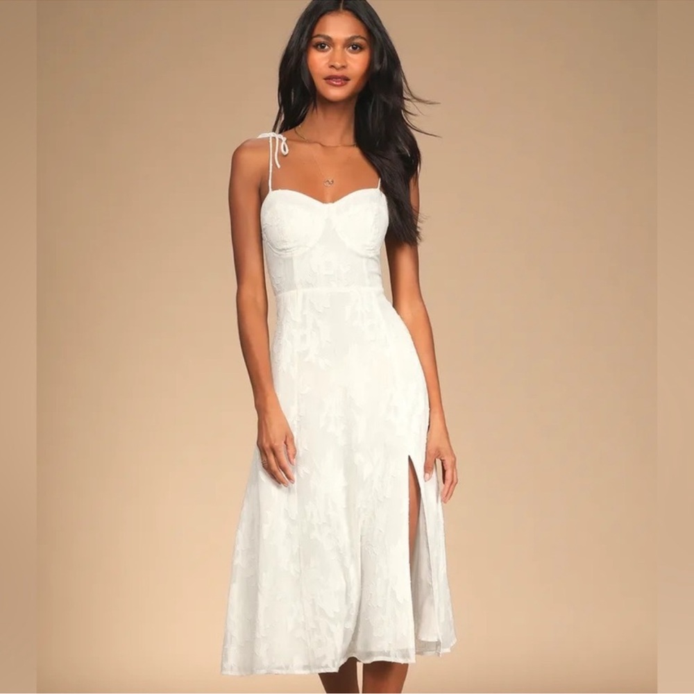 NWT FLAWED Lulu’s Loveliest Looks Midi Dress